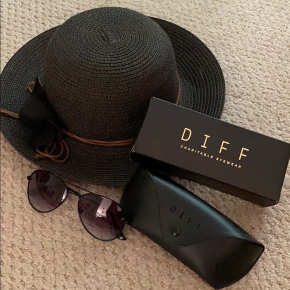DIFF charitable sunglasses - Picture 1 of 5